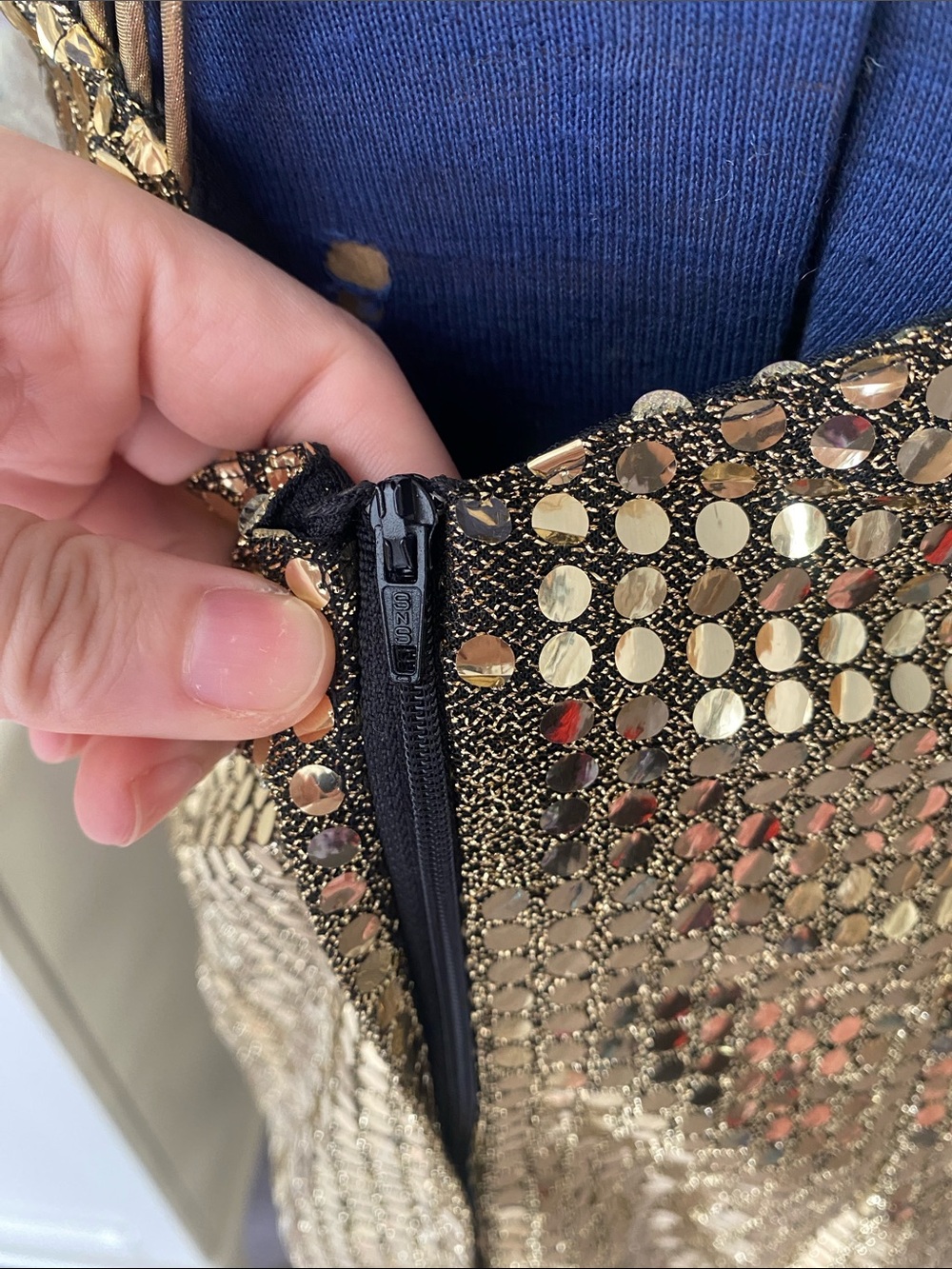 Vintage 1980s Deadstock LA Glo Gold Sequin Dress - Picture 13 of 16